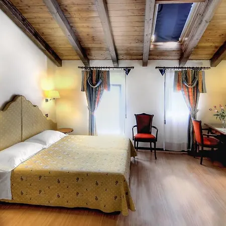 Antica Locanda Il Sole 3*